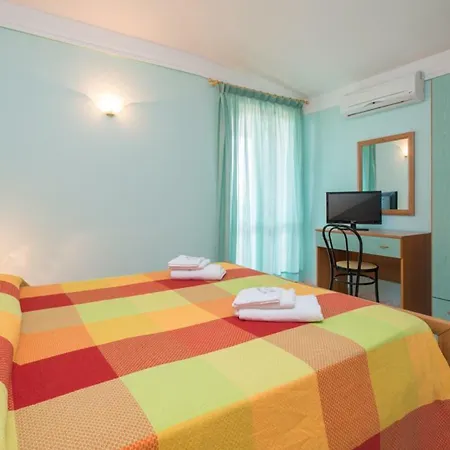 Hotel San Domenico Village Tropea 3*